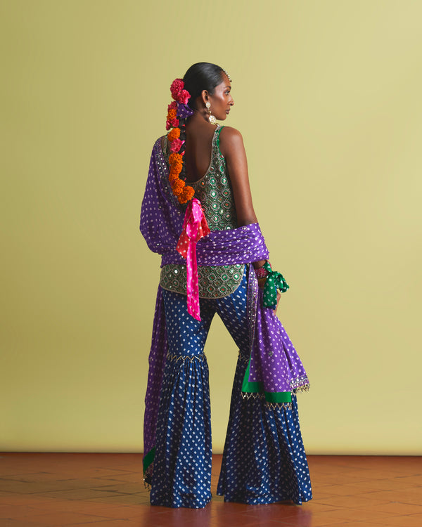 Nila Kurta & Cerulean Pants With Amethyst Dupatta