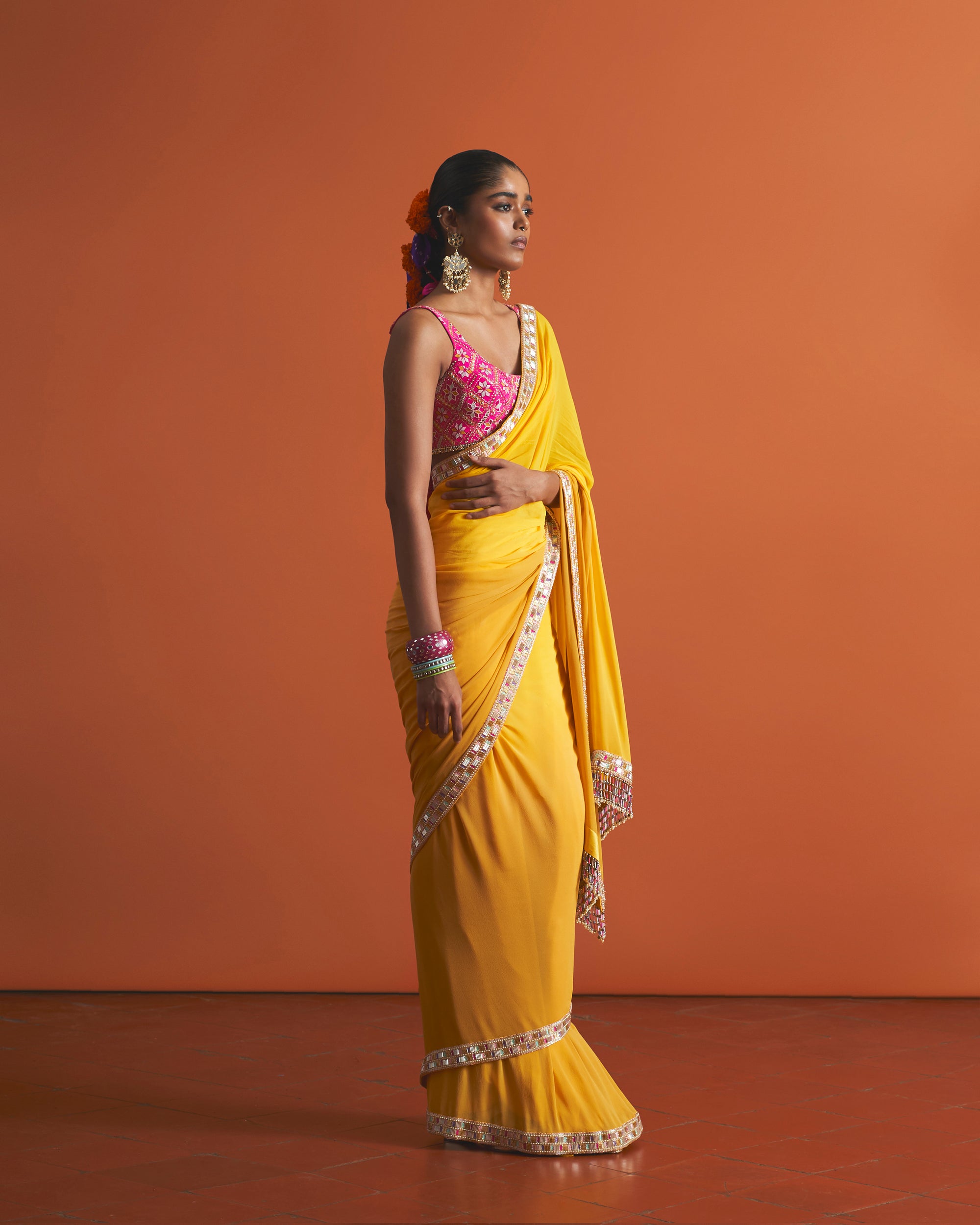 Amber Sari