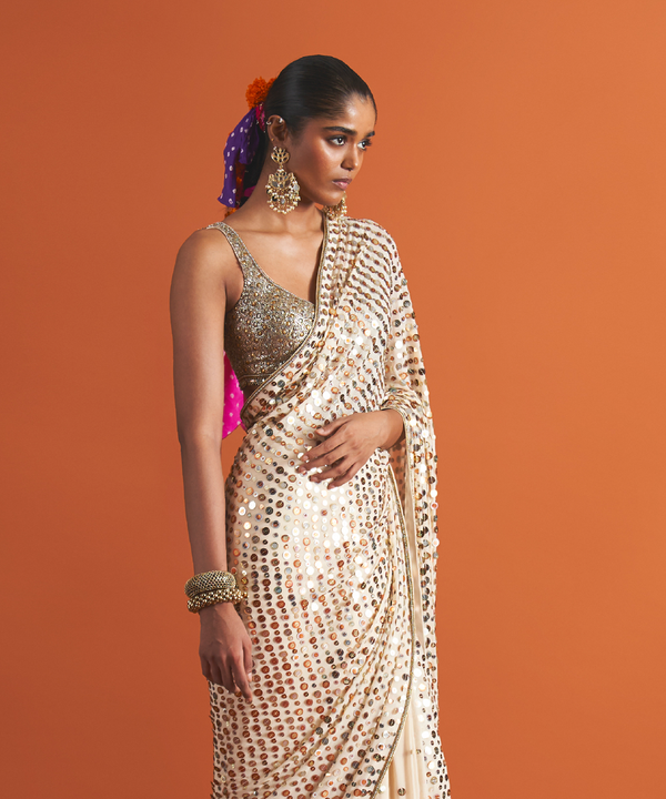 Zeenat Sari & Blouse